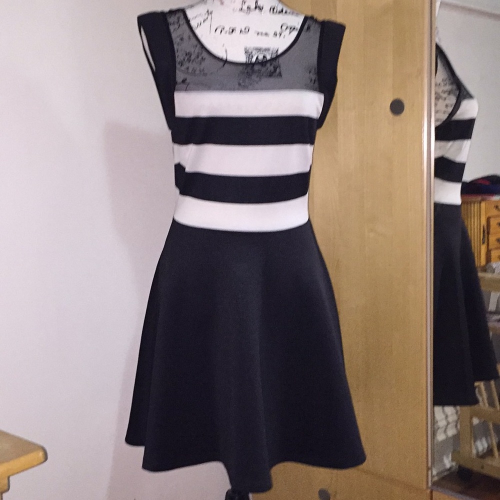 NWOT black and white skater skirt dress